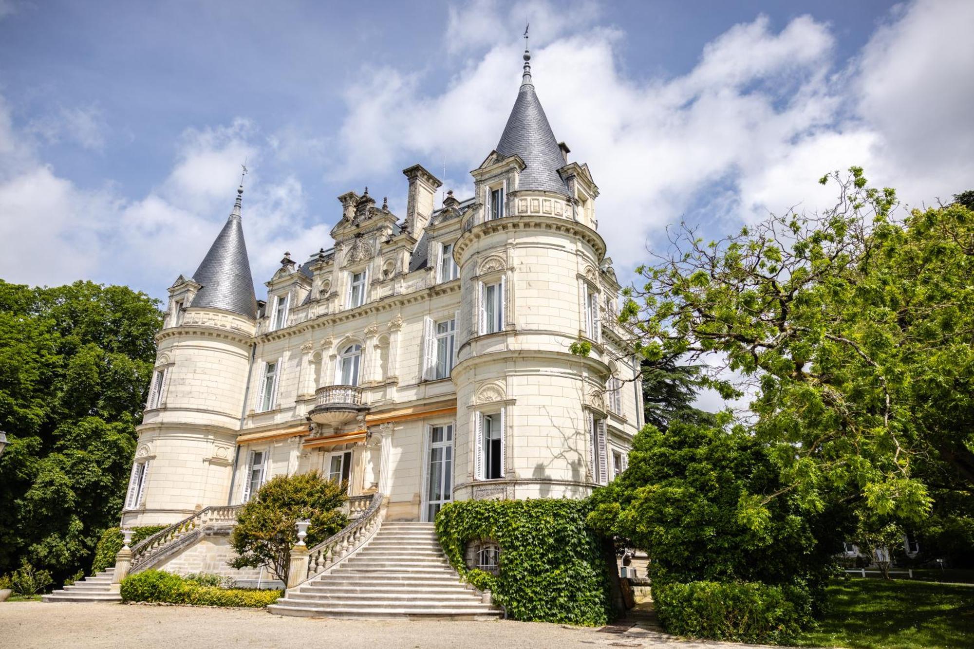 Hotel Domaine De La Tortiniere Veigné Exteriér fotografie